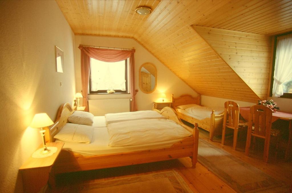 Hotel Landgasthof Simon Waldrach Værelse billede