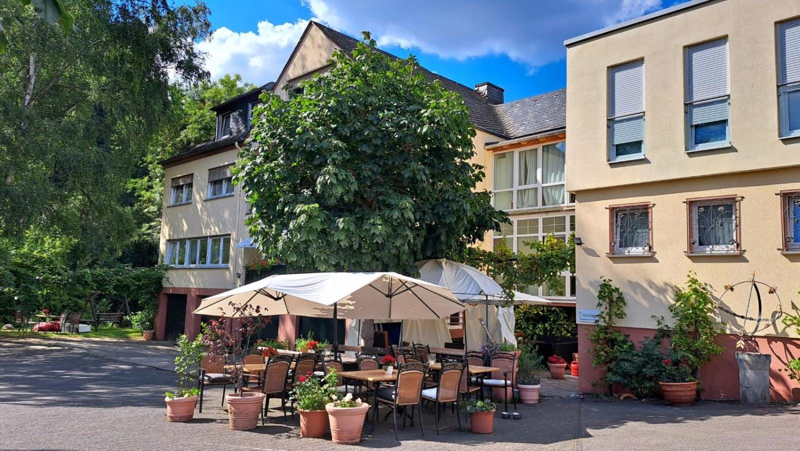 Hotel Landgasthof Simon Waldrach Eksteriør billede